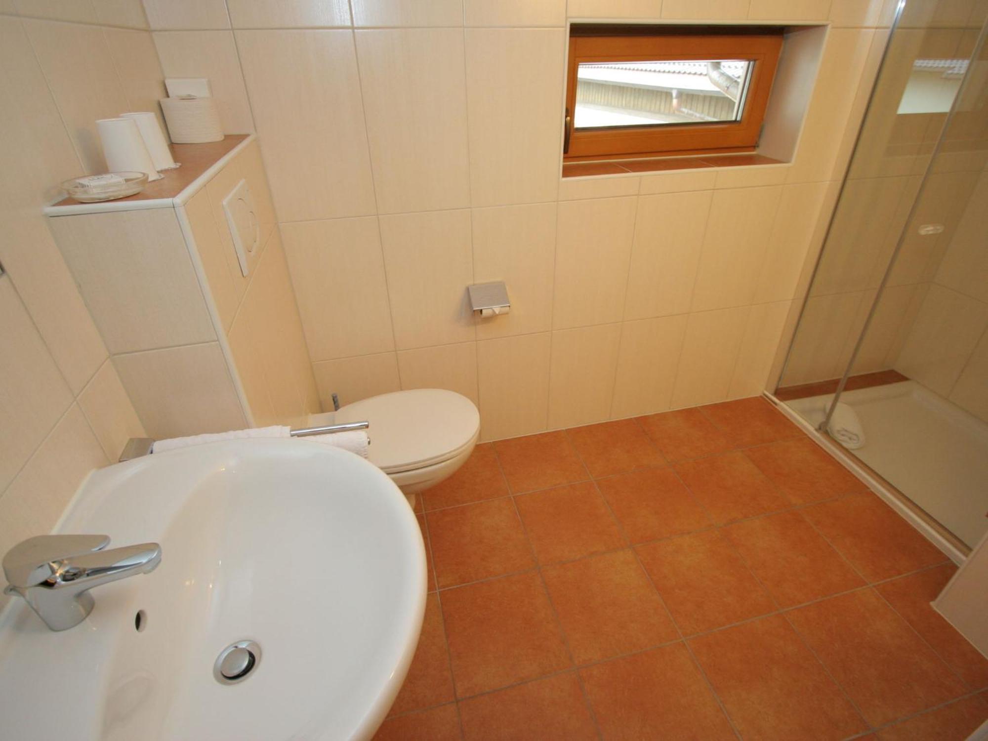 Charming Apartment In Uderns With Balcony Εξωτερικό φωτογραφία