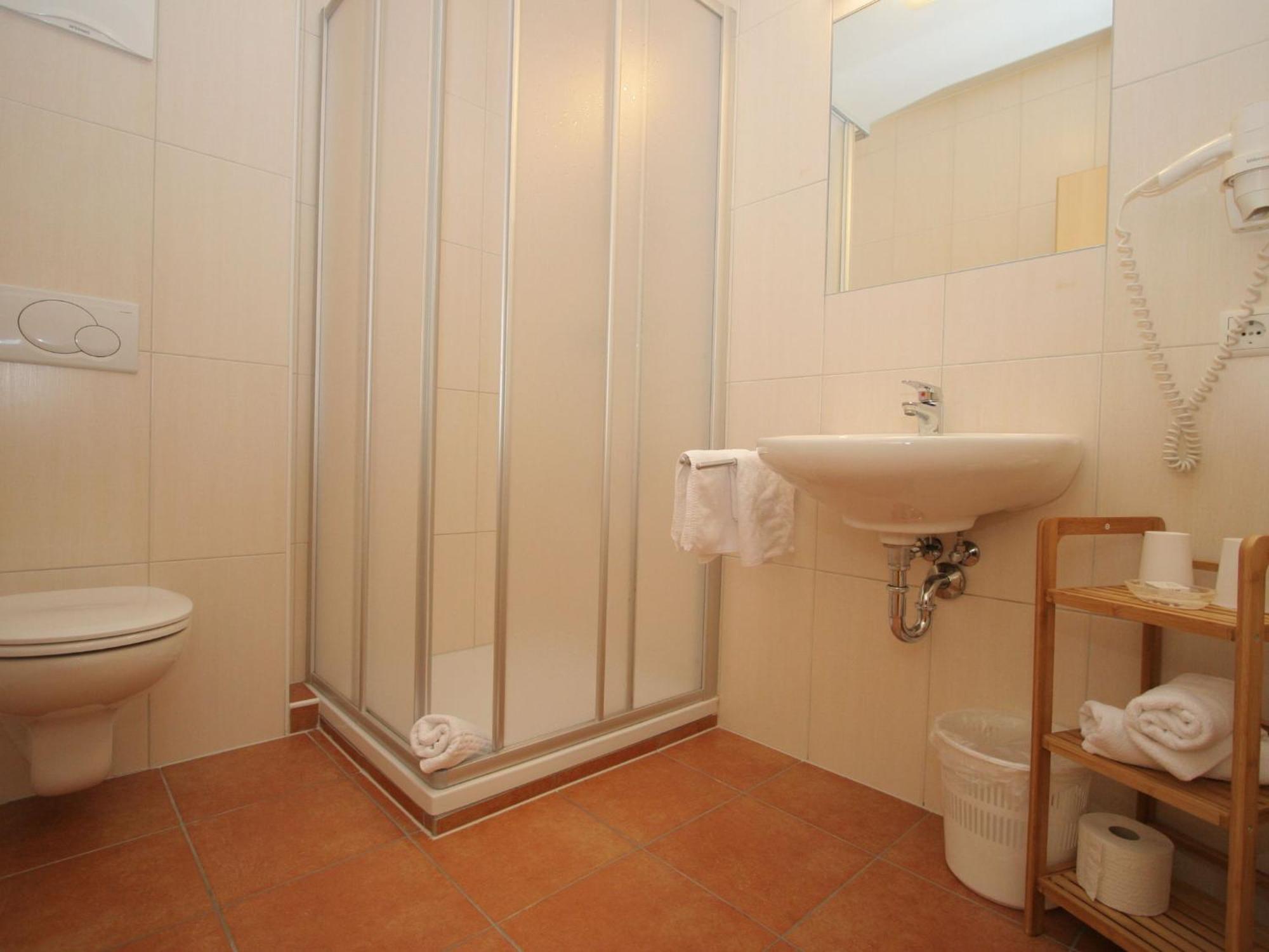 Charming Apartment In Uderns With Balcony Εξωτερικό φωτογραφία
