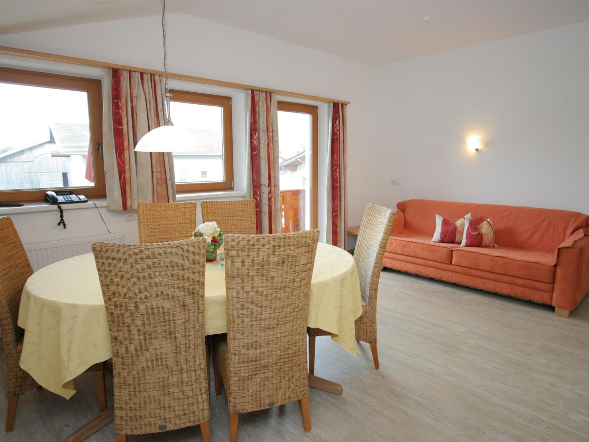 Charming Apartment In Uderns With Balcony Εξωτερικό φωτογραφία