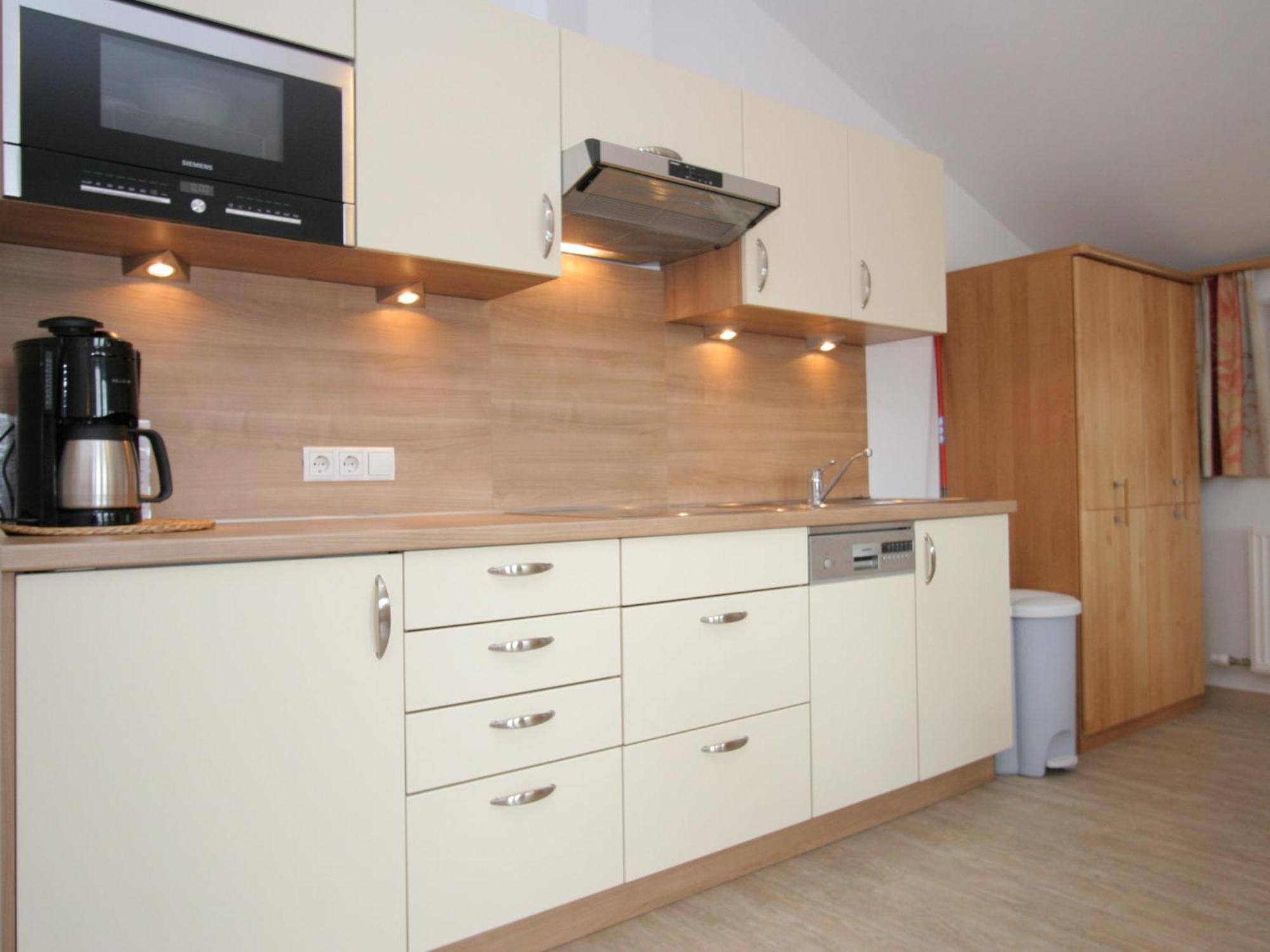 Charming Apartment In Uderns With Balcony Εξωτερικό φωτογραφία